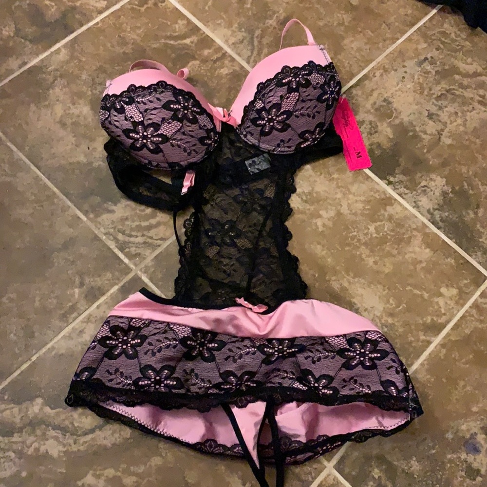 Nice or Naughty lingerie